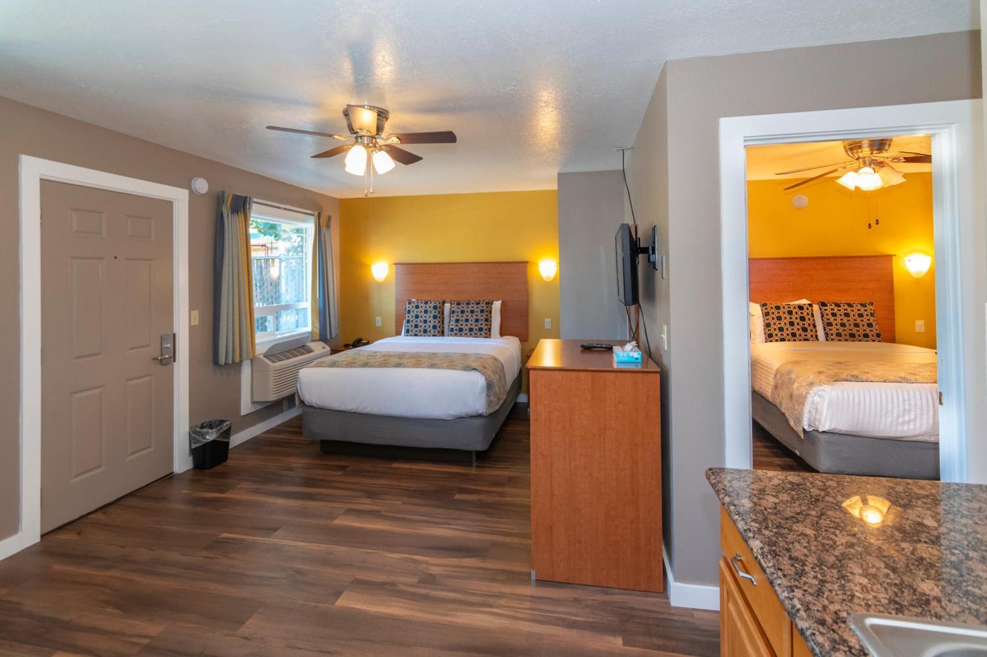 Nordic Inn And Suites Portland Bagian luar foto
