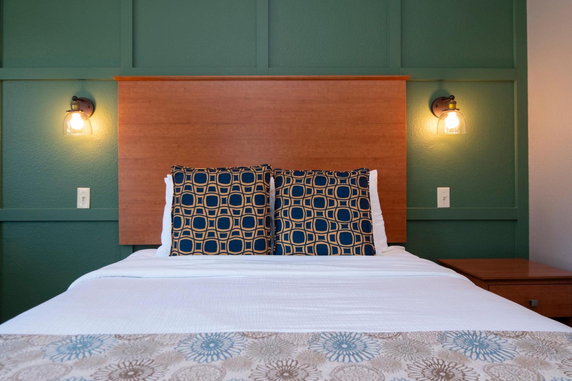 Nordic Inn And Suites Portland Bagian luar foto