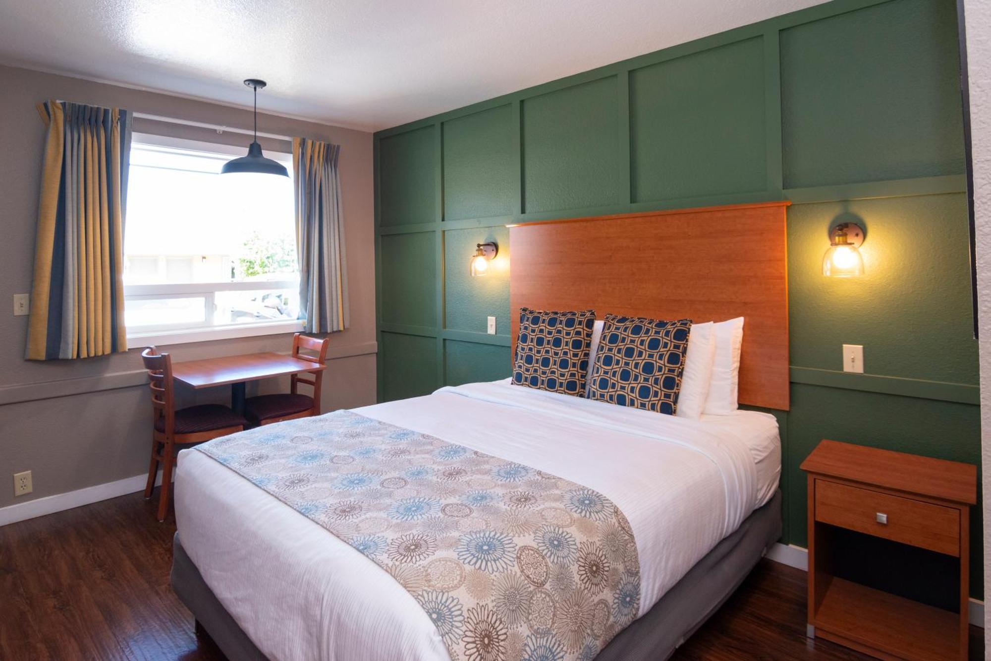Nordic Inn And Suites Portland Bagian luar foto