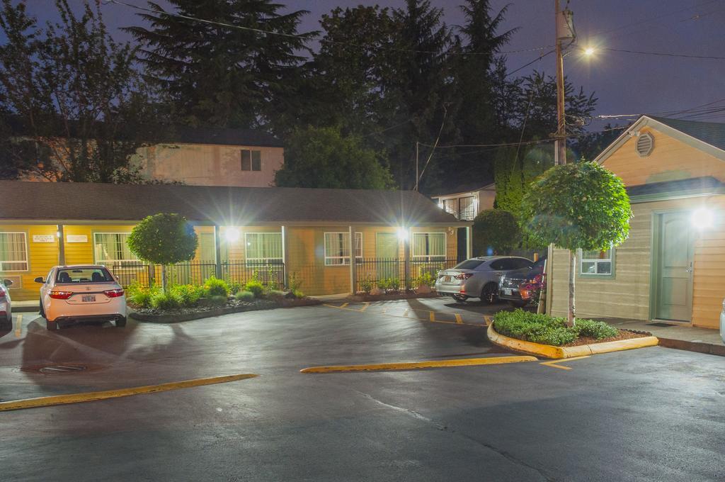 Nordic Inn And Suites Portland Bagian luar foto
